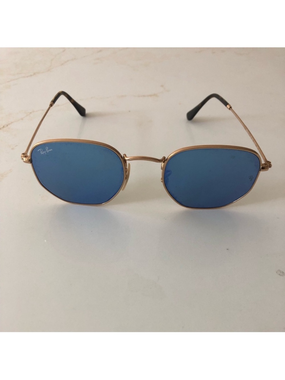 Ray-Ban Men’s Gold Frame Sunglasses with Blue Lenses